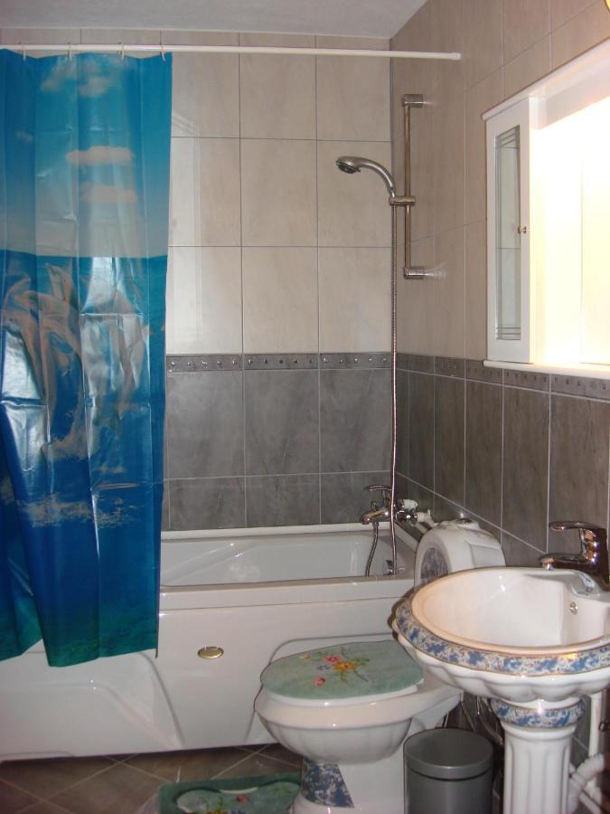Jani Apartment พริสตีนา ภายนอก รูปภาพ